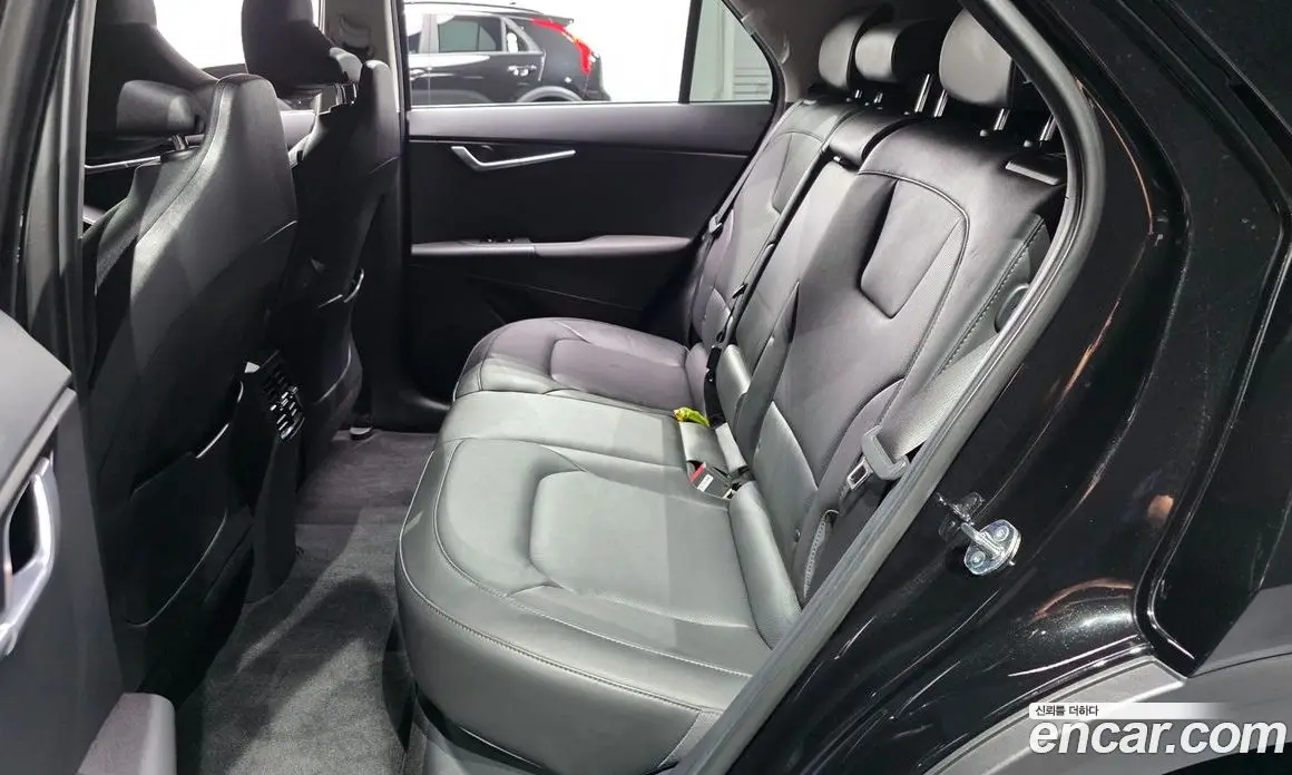 Kia Niro 2023 0.2 автомат (гидро), фото 17