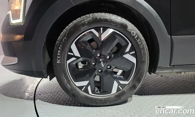Kia Niro 2023 0.2 автомат (гидро), миниатюра 5
