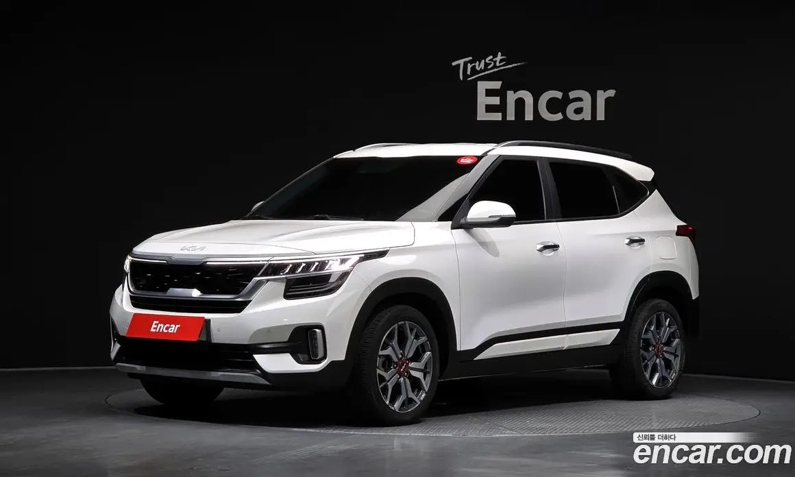 Kia Seltos 2021 1.6 автомат (гидро), фото 1