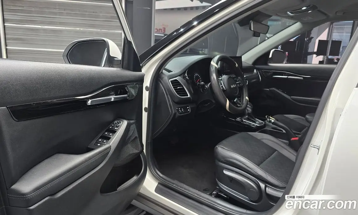 Kia Seltos 2021 1.6 автомат (гидро), фото 13