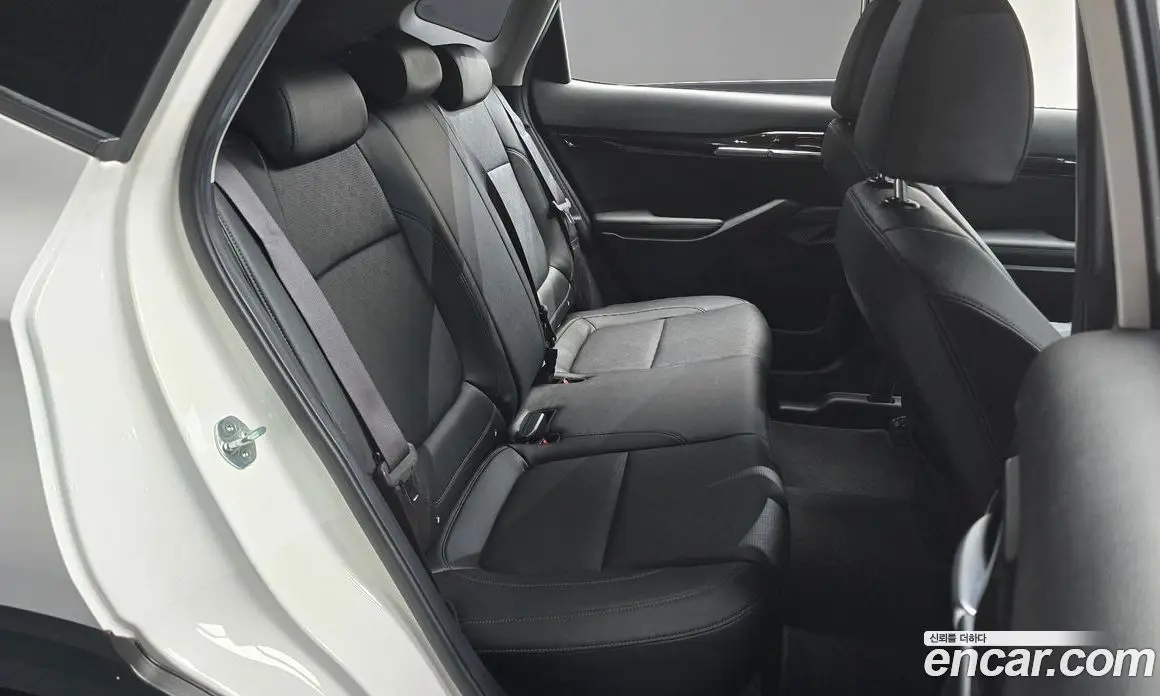Kia Seltos 2021 1.6 автомат (гидро), фото 17