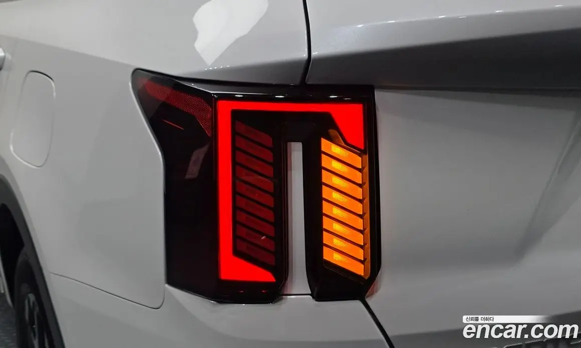 Kia Sorento 2023 1.6 автомат (гидро), фото 9