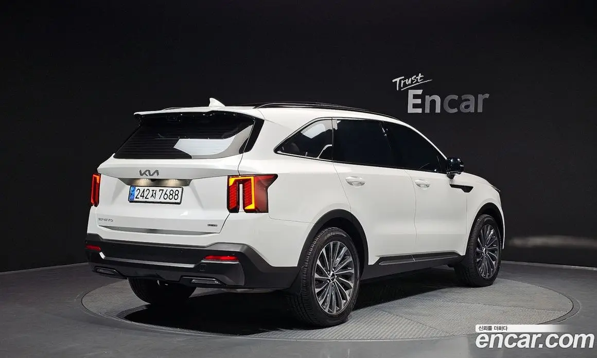 Kia Sorento 2024 1.6 автомат (гидро), фото 2