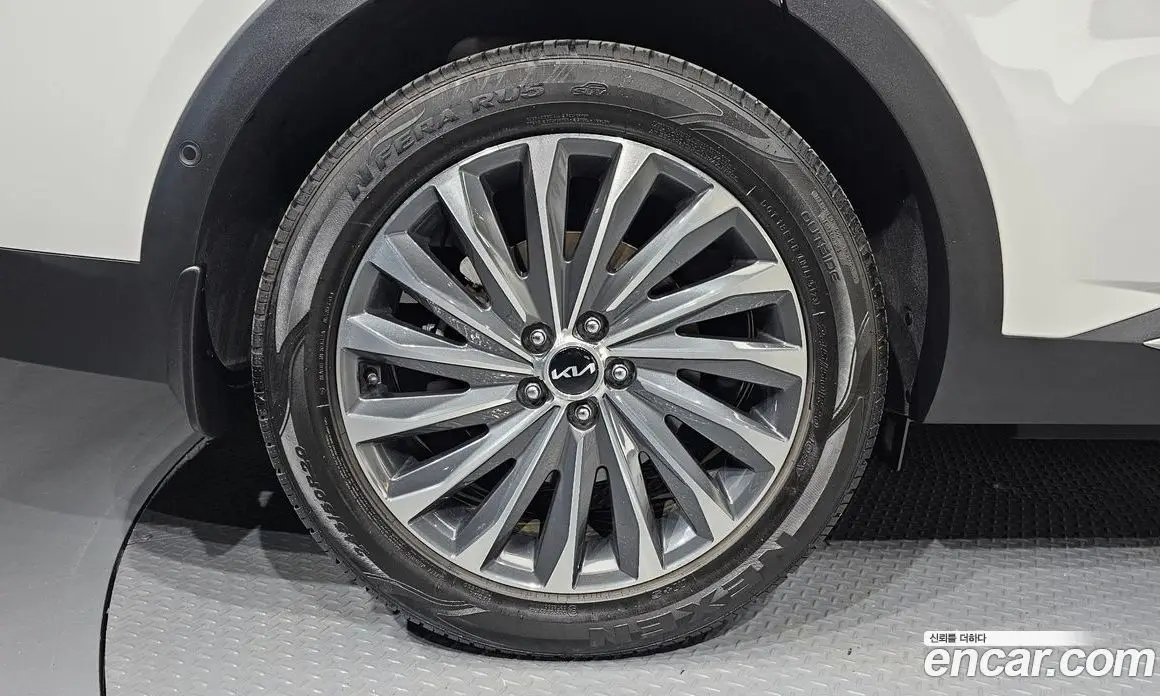 Kia Sorento 2024 1.6 автомат (гидро), фото 5