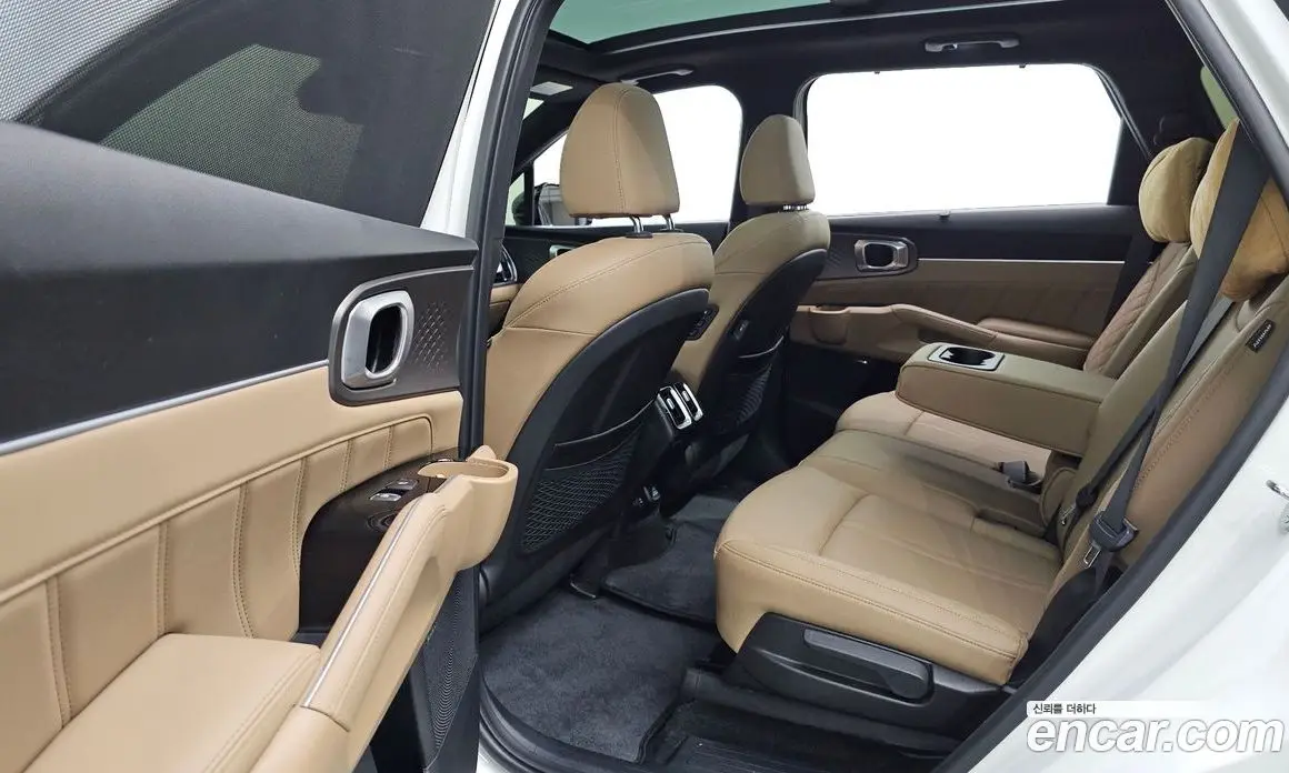 Kia Sorento 2025 1.6 автомат (гидро), фото 12 Kia Sorento 2025 1.6 автомат (гидро), фото 12