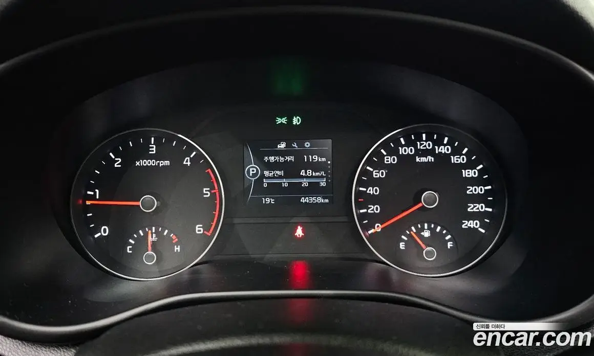 Kia Sportage 2015 2.0 автомат (гидро), фото 11