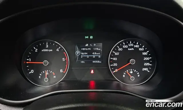Kia Sportage 2015 2.0 автомат (гидро), миниатюра 11
