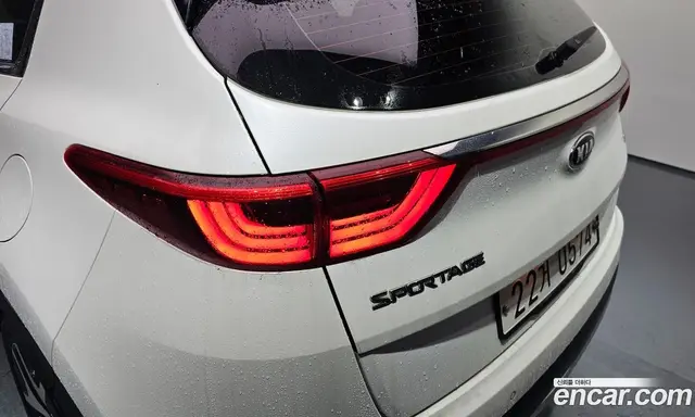 Kia Sportage 2015 2.0 автомат (гидро), миниатюра 9