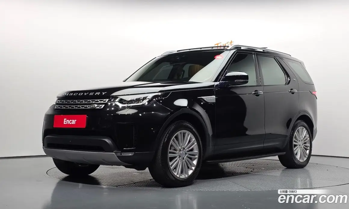 Land Rover Discovery 2017 3.0 автомат (гидро), фото 1 Land Rover Discovery 2017 3.0 автомат (гидро), фото 1