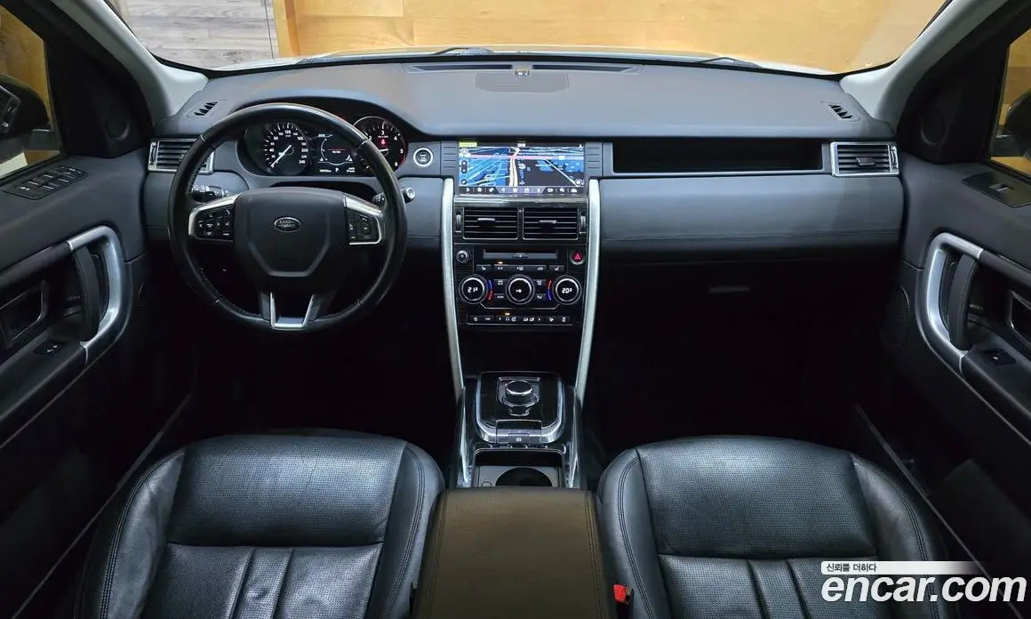 Land Rover Discovery Sport 2018 2.0 автомат (гидро), фото 8 Land Rover Discovery Sport 2018 2.0 автомат (гидро), фото 8