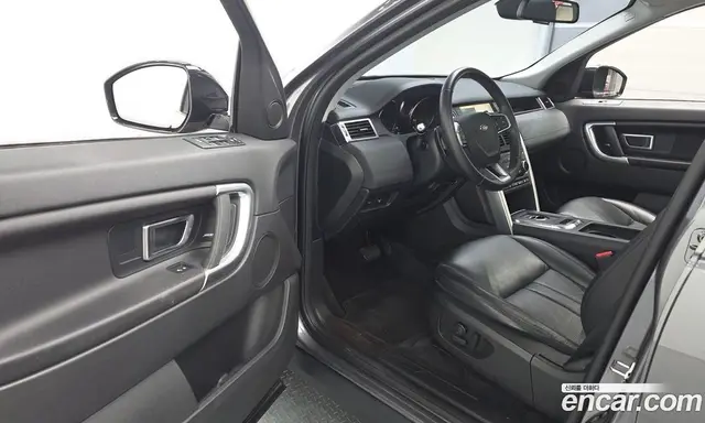 Land Rover Discovery Sport 2019 2.0 автомат (гидро), миниатюра 12
