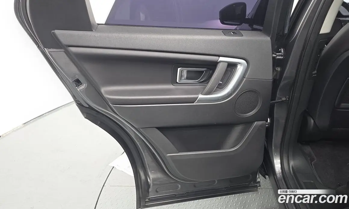 Land Rover Discovery Sport 2019 2.0 автомат (гидро), фото 14 Land Rover Discovery Sport 2019 2.0 автомат (гидро), фото 14