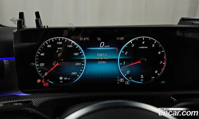 Mercedes-Benz A-Class 2021 2.0 автомат (гидро), миниатюра 11