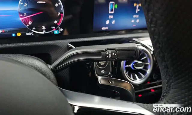 Mercedes-Benz A-Class 2025 2.0 автомат (гидро), миниатюра 11