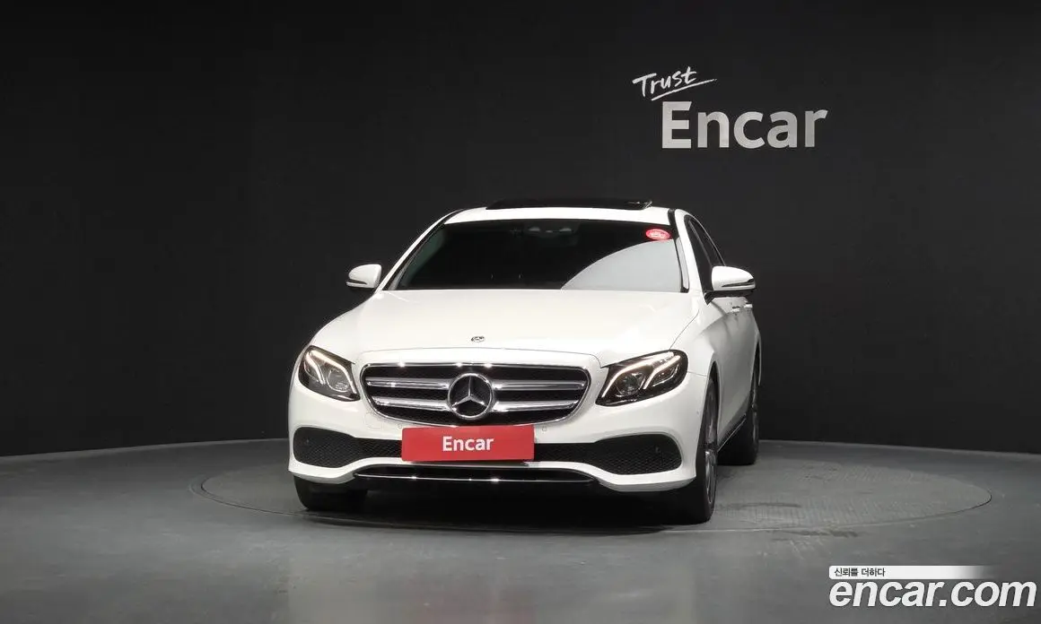 Mercedes-Benz E-Class 2019 2.0 автомат (гидро), фото 3
