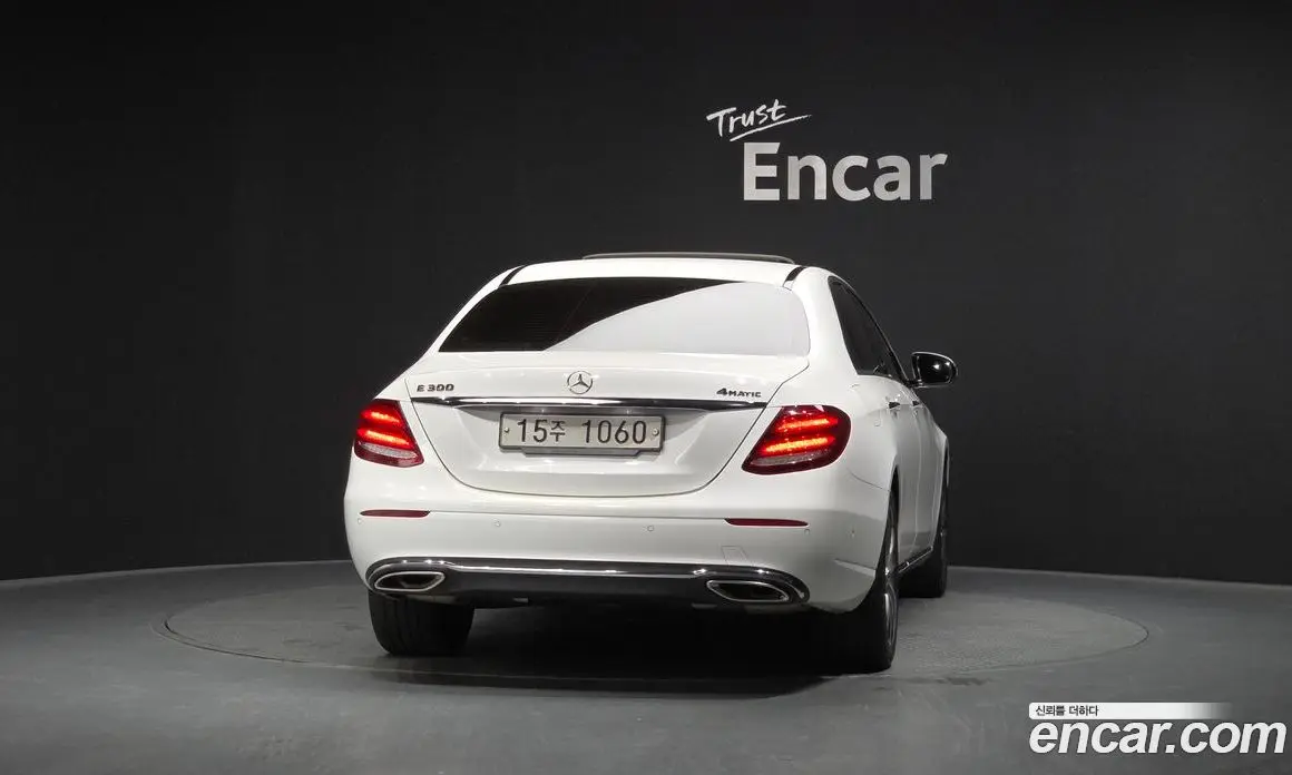 Mercedes-Benz E-Class 2019 2.0 автомат (гидро), фото 4