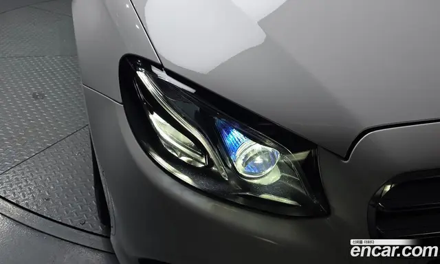 Mercedes-Benz E-Class 2019 2.0 автомат (гидро), миниатюра 8