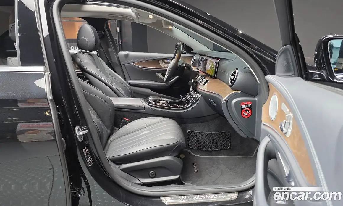 Mercedes-Benz E-Class 2019 2.0 автомат (гидро), фото 16