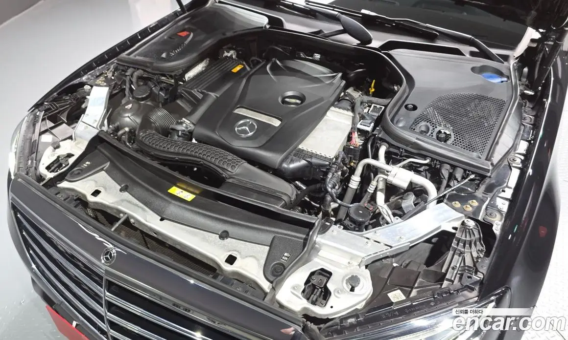 Mercedes-Benz E-Class 2019 2.0 автомат (гидро), фото 6