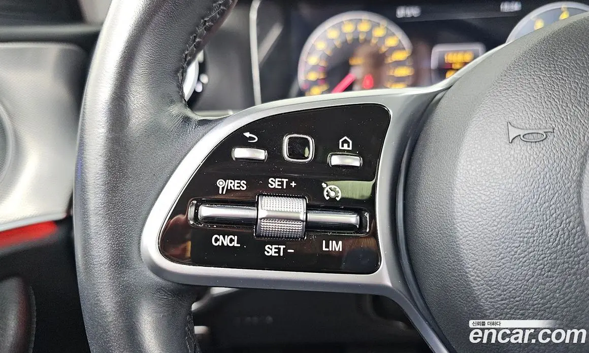 Mercedes-Benz E-Class 2019 2.0 автомат (гидро), фото 16 Mercedes-Benz E-Class 2019 2.0 автомат (гидро), фото 16