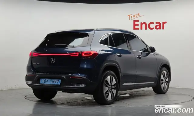 Mercedes-Benz EQA, 2021, 44 666 км