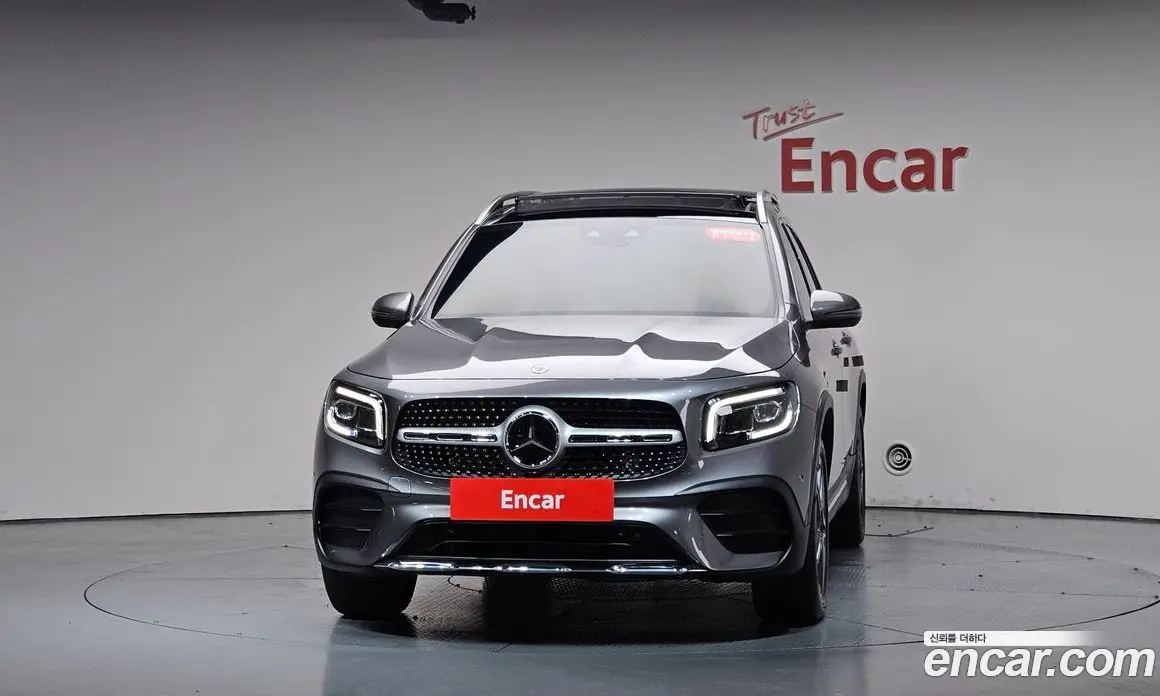 Mercedes-Benz GLB-Class 2022 2.0 автомат (гидро), фото 2 Mercedes-Benz GLB-Class 2022 2.0 автомат (гидро), фото 2