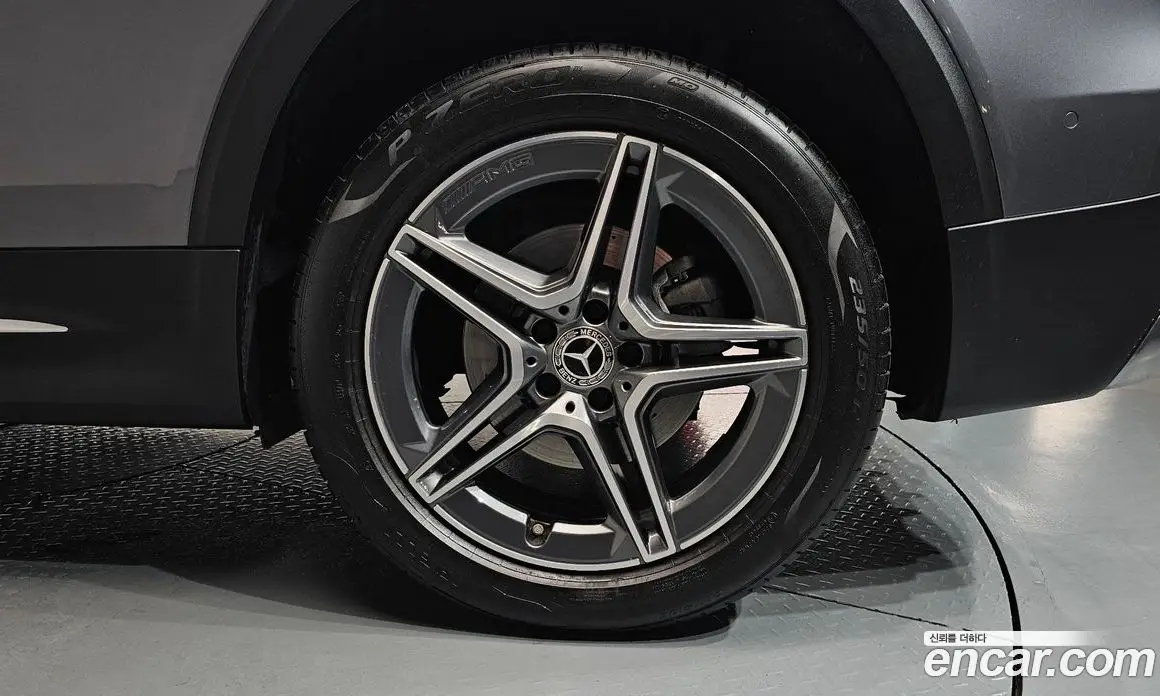 Mercedes-Benz GLB-Class 2022 2.0 автомат (гидро), фото 6 Mercedes-Benz GLB-Class 2022 2.0 автомат (гидро), фото 6