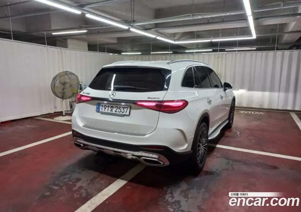 Mercedes-Benz GLC-Class 2023 2.0 автомат (гидро), фото 3 Mercedes-Benz GLC-Class 2023 2.0 автомат (гидро), фото 3