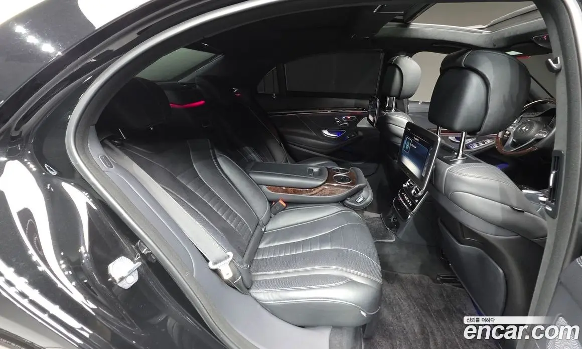 Mercedes-Benz S-Class 2018 4.0 автомат (гидро), фото 16 Mercedes-Benz S-Class 2018 4.0 автомат (гидро), фото 16