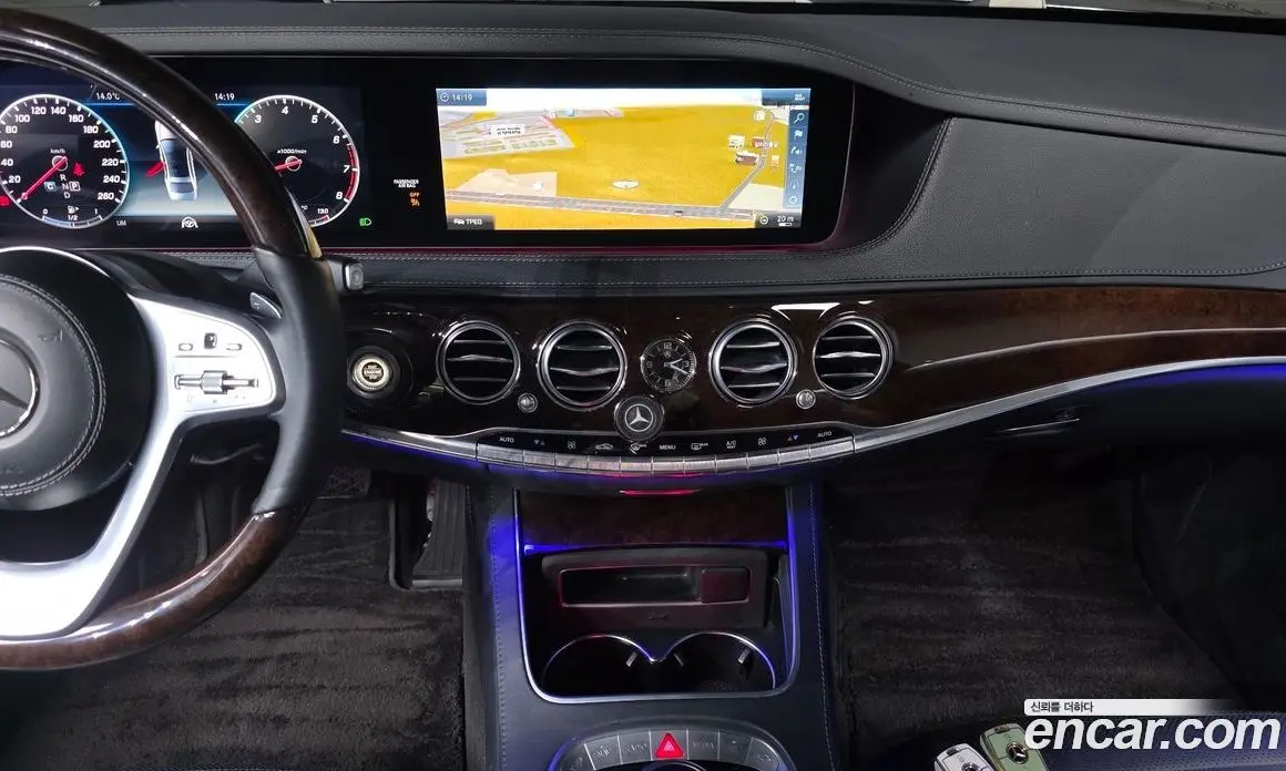 Mercedes-Benz S-Class 2018 4.0 автомат (гидро), фото 19 Mercedes-Benz S-Class 2018 4.0 автомат (гидро), фото 19