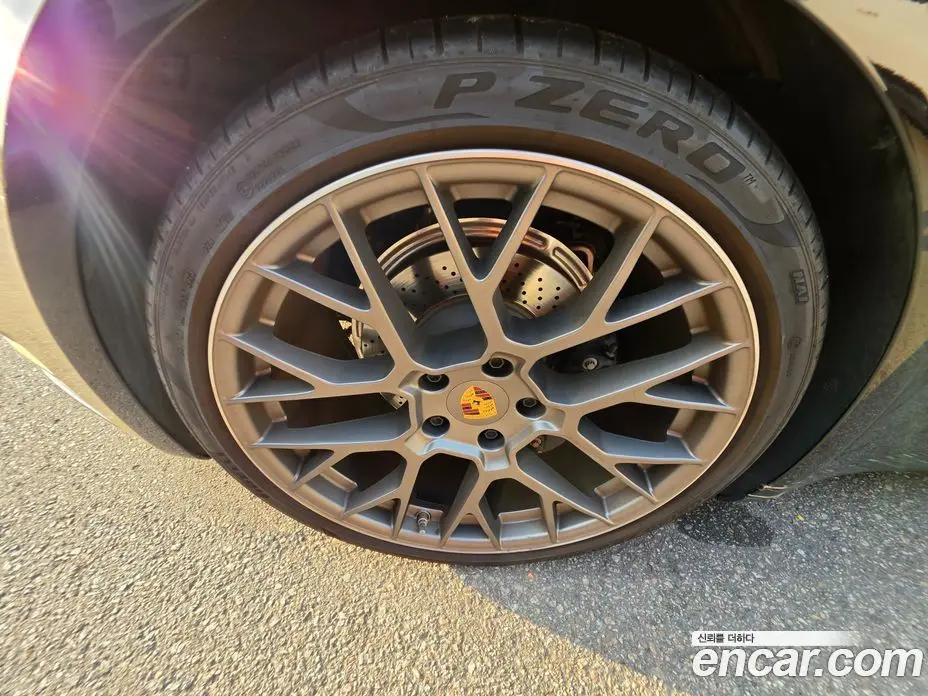 Porsche 911 2023 3.0 автомат (гидро), фото 14