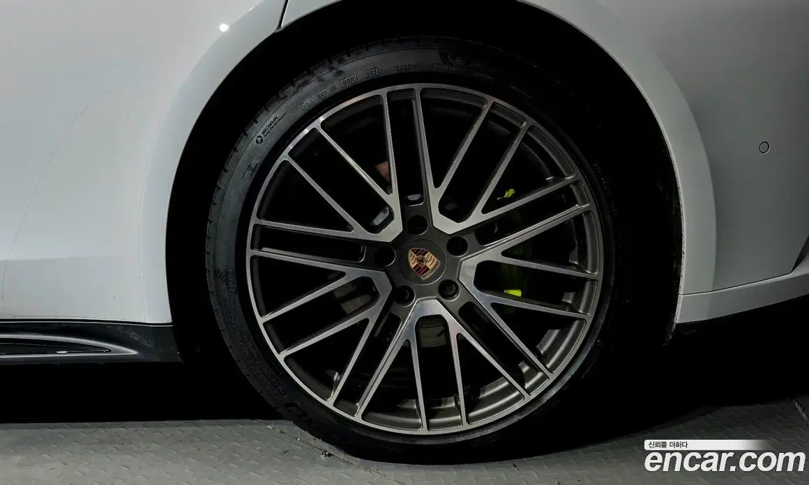 Porsche Panamera 2025 2.9 автомат (гидро), фото 7 Porsche Panamera 2025 2.9 автомат (гидро), фото 7