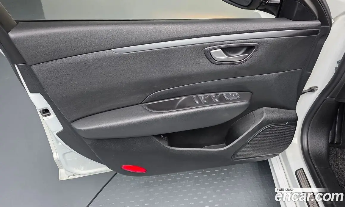 Renault (Samsung) SM6 2017 2.0 автомат (гидро), фото 14 Renault (Samsung) SM6 2017 2.0 автомат (гидро), фото 14