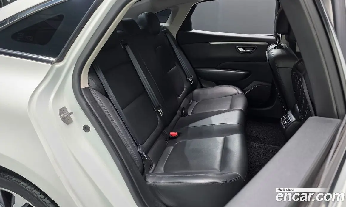 Renault (Samsung) SM6 2017 2.0 автомат (гидро), фото 17 Renault (Samsung) SM6 2017 2.0 автомат (гидро), фото 17