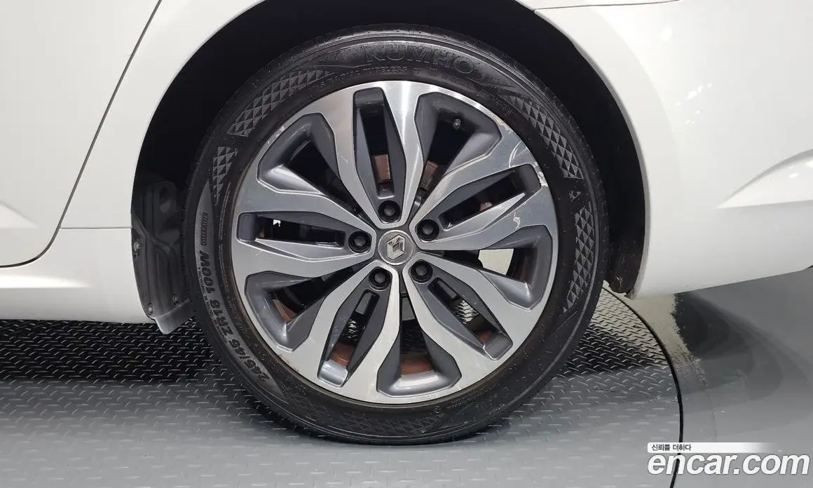Renault (Samsung) SM6 2017 2.0 автомат (гидро), фото 7 Renault (Samsung) SM6 2017 2.0 автомат (гидро), фото 7