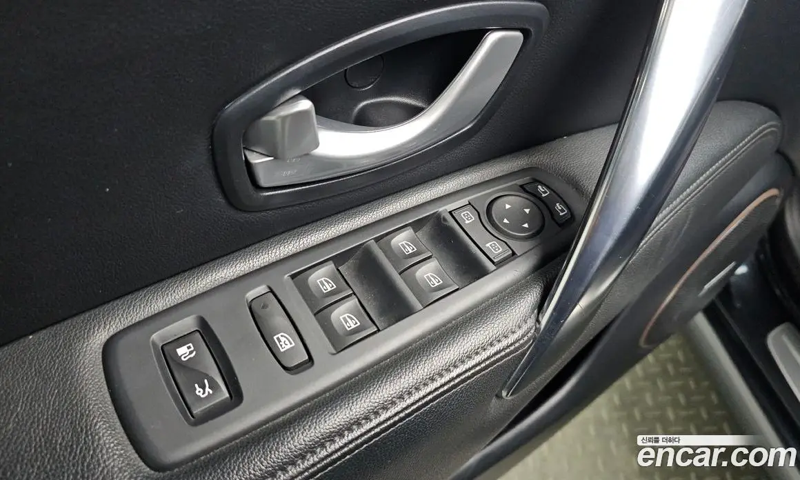 Renault (Samsung) SM7 2011 2.5 автомат (гидро), фото 19 Renault (Samsung) SM7 2011 2.5 автомат (гидро), фото 19