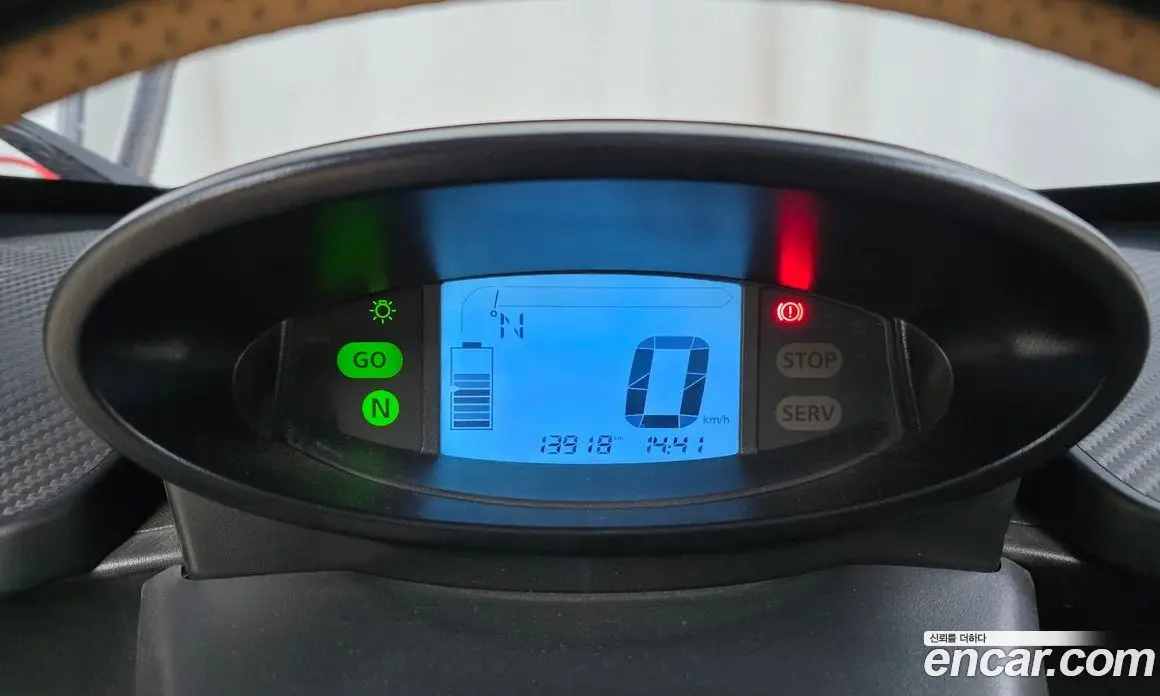 Renault (Samsung) Twizy 2019 0.1 автомат (гидро), фото 11 Renault (Samsung) Twizy 2019 0.1 автомат (гидро), фото 11