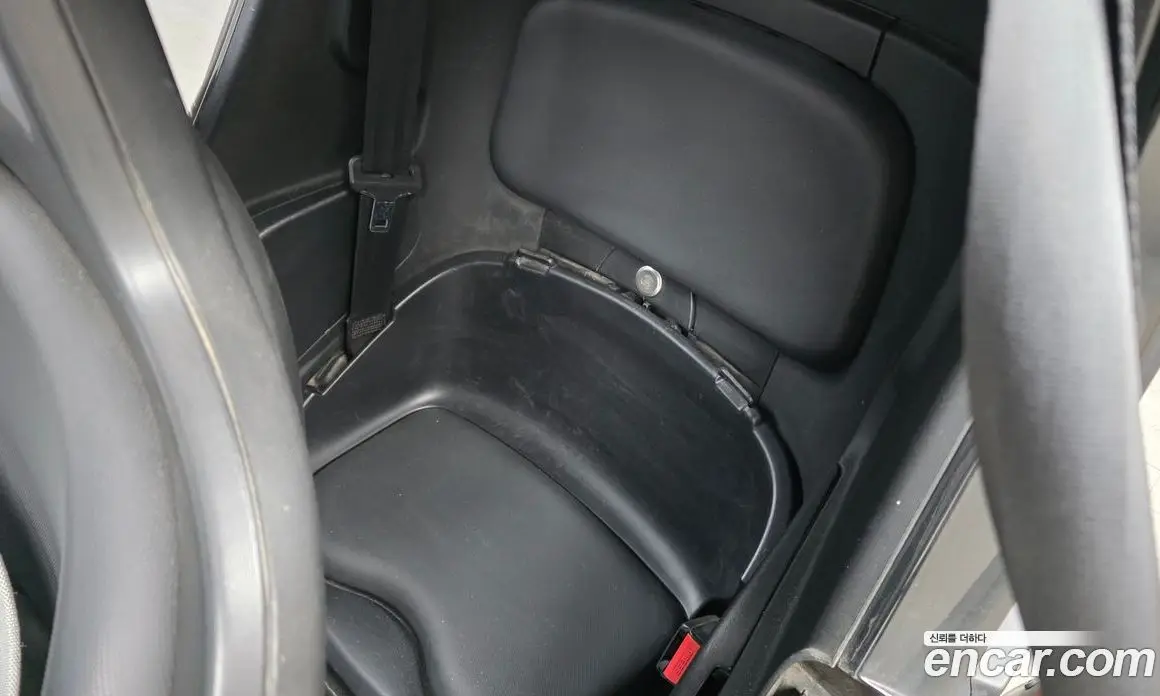 Renault (Samsung) Twizy 2019 0.1 автомат (гидро), фото 16 Renault (Samsung) Twizy 2019 0.1 автомат (гидро), фото 16