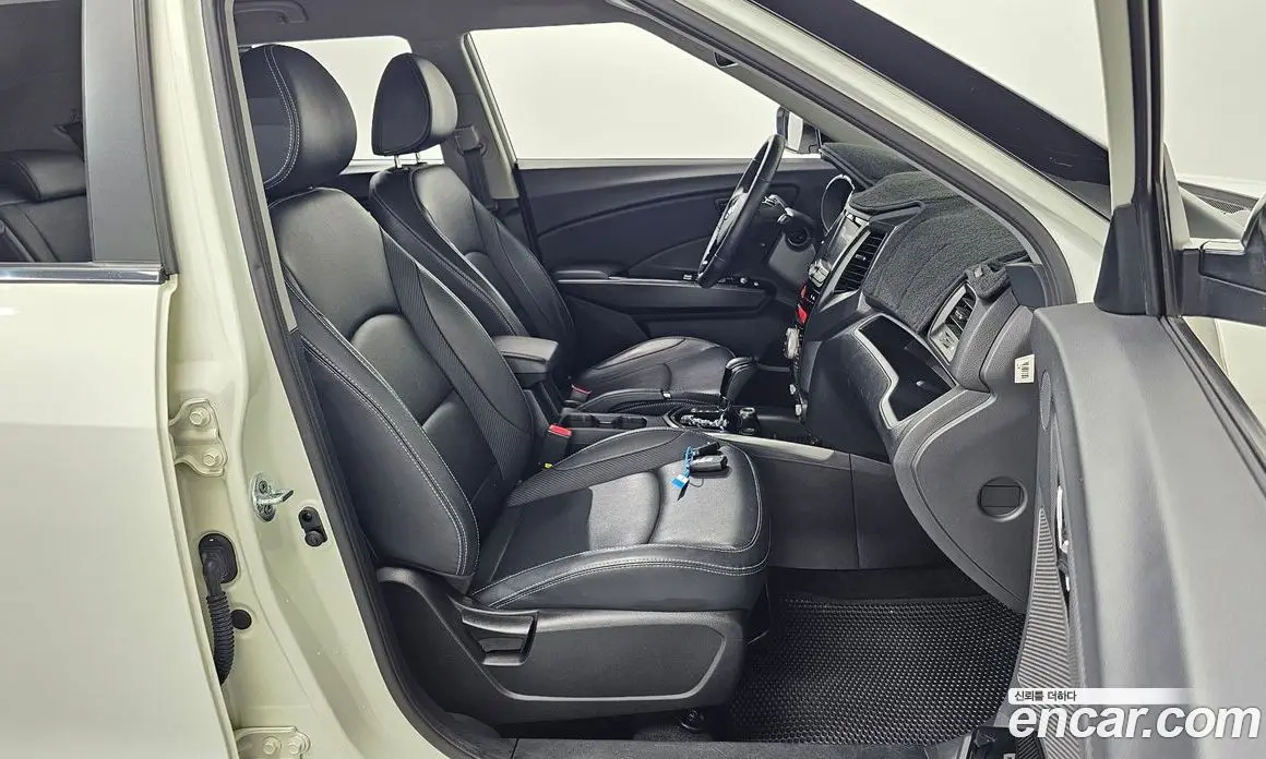 SsangYong TIBOLI 2017 1.6 автомат (гидро), фото 16