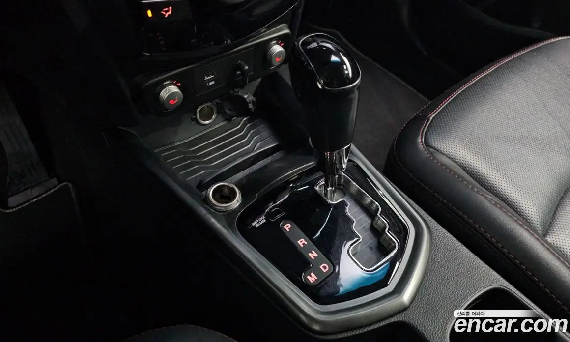 SsangYong TIBOLI 2018 1.6 автомат (гидро), фото 12