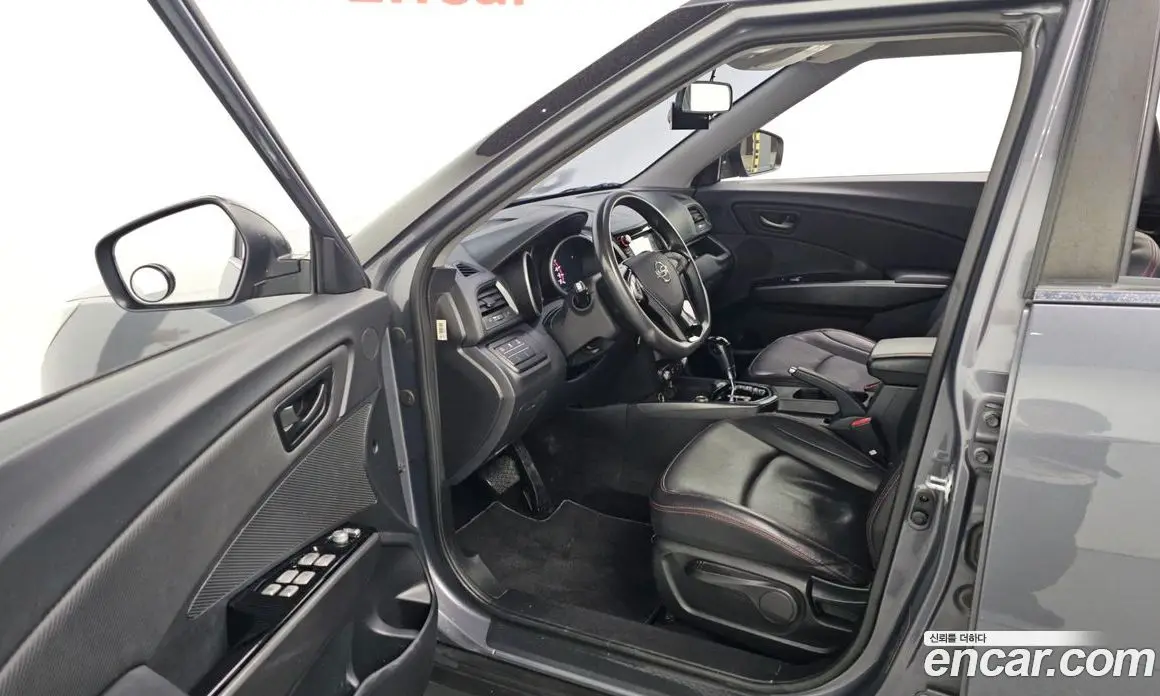 SsangYong TIBOLI 2018 1.6 автомат (гидро), фото 13