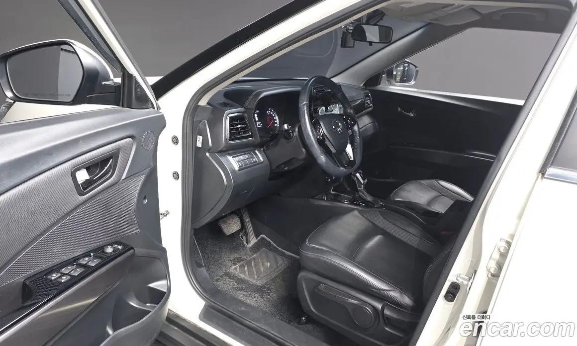 SsangYong TIBOLI 2019 1.5 автомат (гидро), фото 13