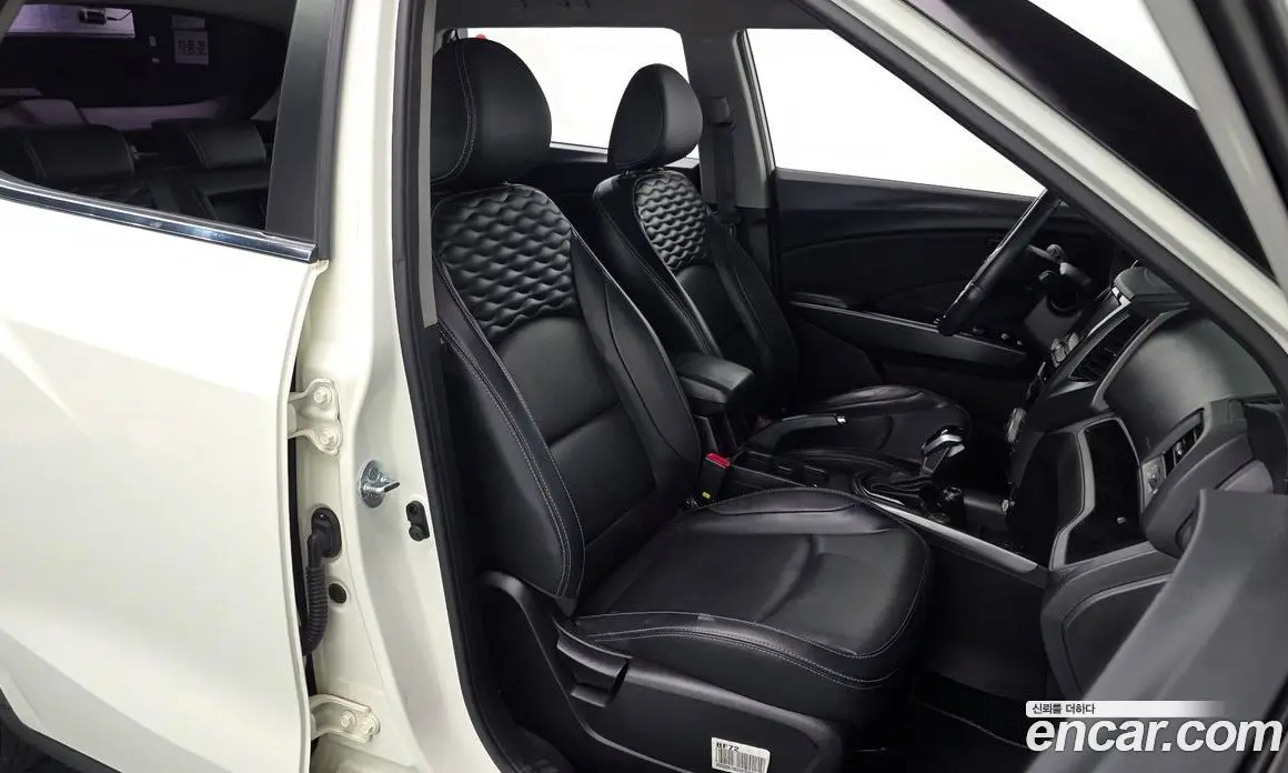 SsangYong TIBOLI 2019 1.6 автомат (гидро), фото 16