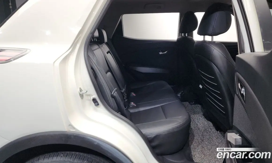 SsangYong TIBOLI 2019 1.6 автомат (гидро), фото 17