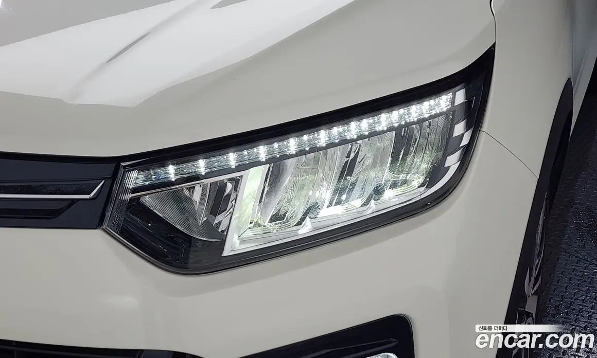 SsangYong TIBOLI 2019 1.6 автомат (гидро), фото 8