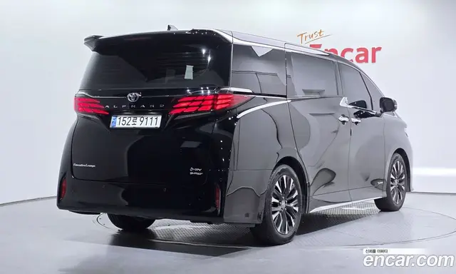 Toyota Alphard 2023 2.5 автомат (гидро), миниатюра 2
