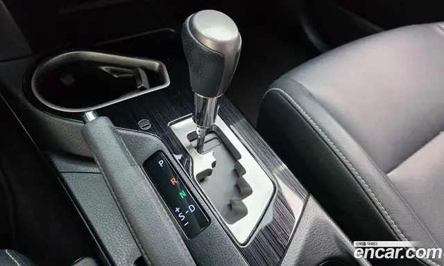 Toyota RAV4 2018 2.5 автомат (гидро), миниатюра 11