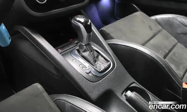 Volkswagen Scirocco 2013 2.0 автомат (гидро), миниатюра 11 Volkswagen Scirocco 2013 2.0 автомат (гидро), миниатюра 11