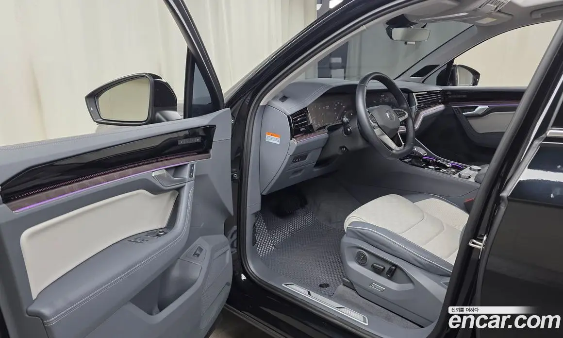 Volkswagen Touareg 2025 3.0 автомат (гидро), фото 12