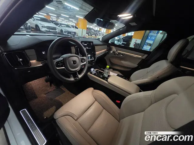 Volvo S90 2026 2.0 автомат (гидро), миниатюра 11